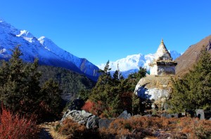 Finally we were able to see Nupla again, a view which had dominated the valley above Namche Bazaar.